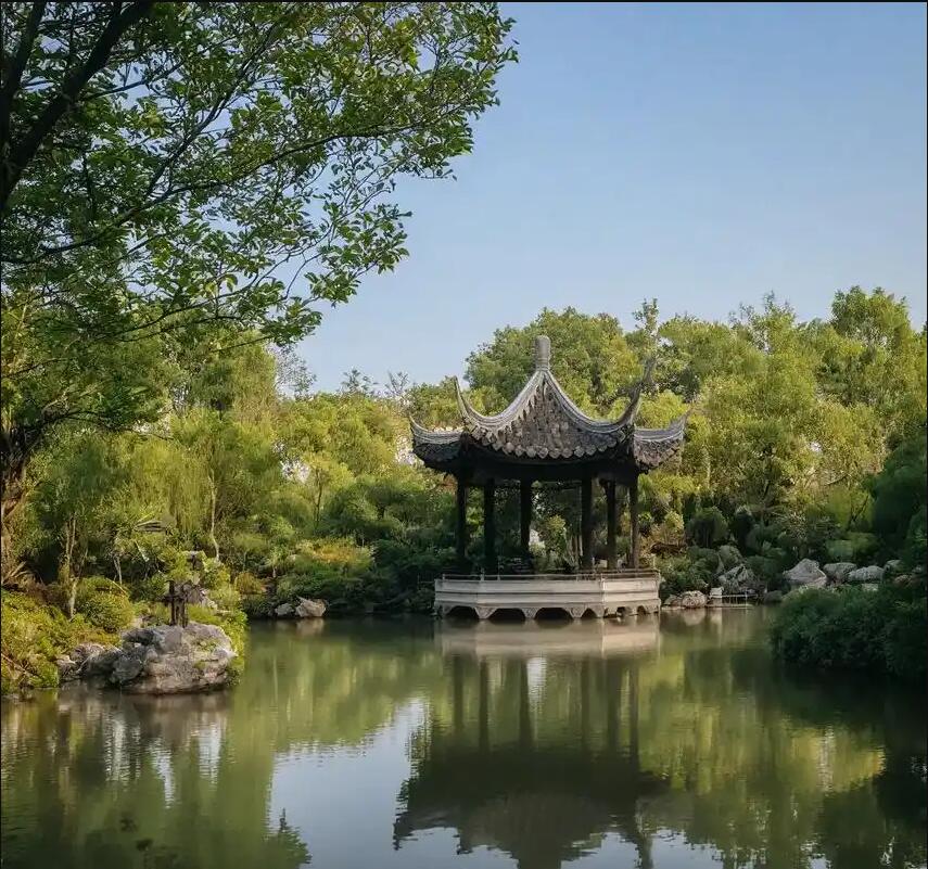 称多县雨真旅游有限公司