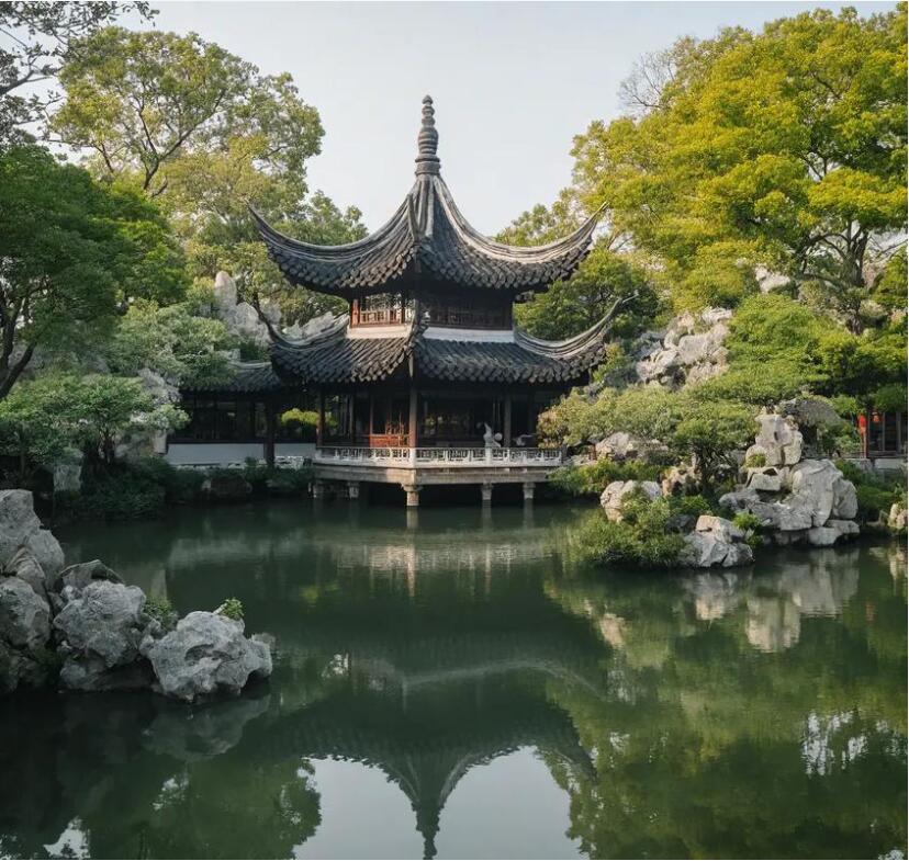 称多县雨真旅游有限公司